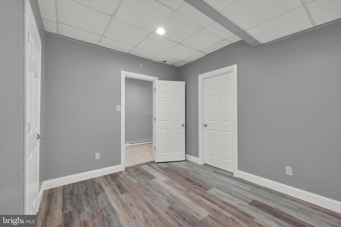 356 E Union St Property Photo 8
