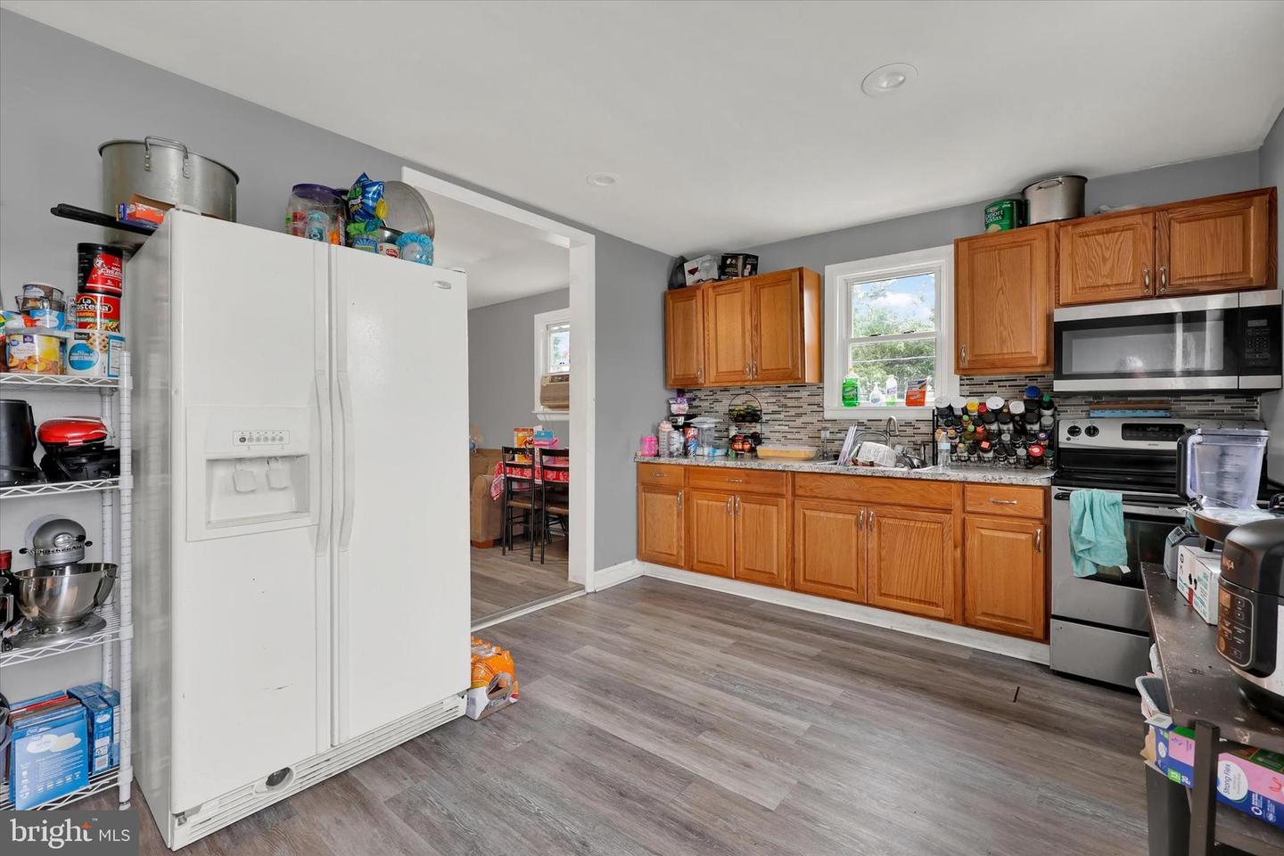 356 E Union St Property Photo 11