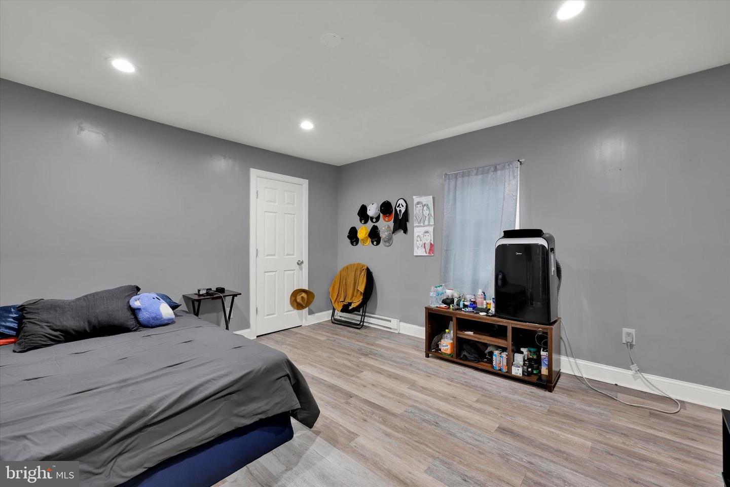 356 E Union St Property Photo 16