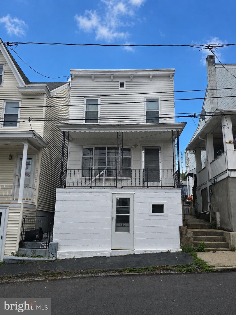 142 Arnot St Property Photo 1