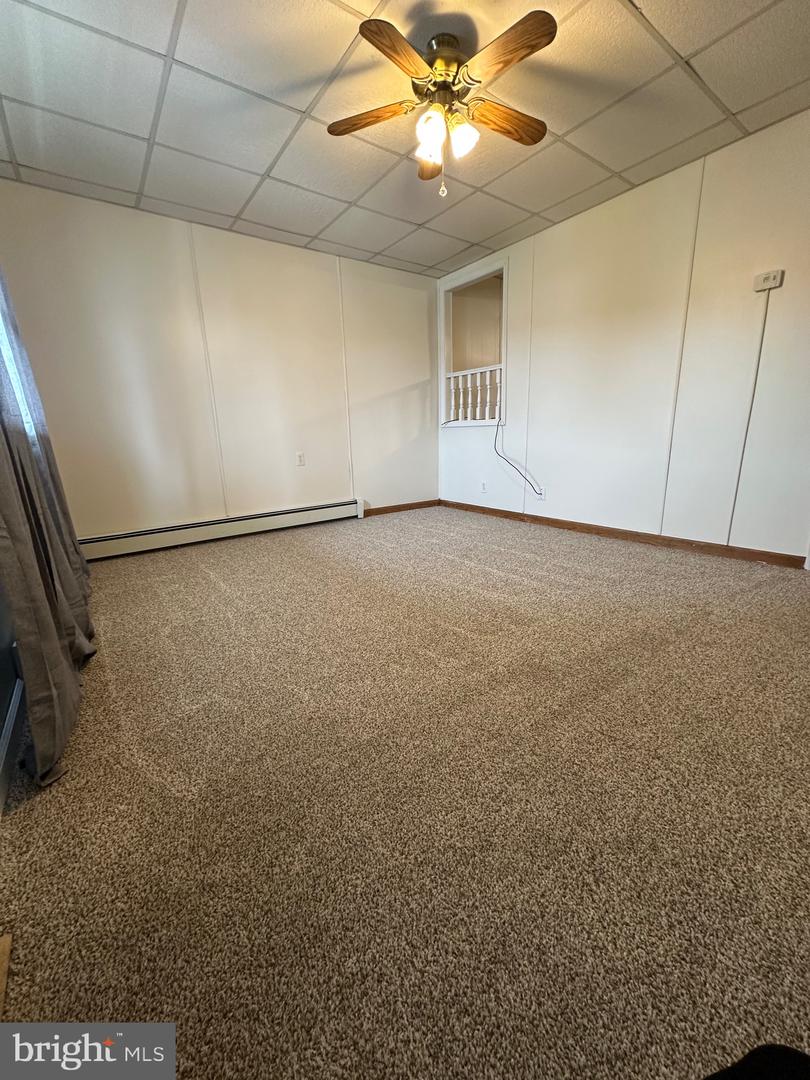 531 W Howard St Property Photo 11