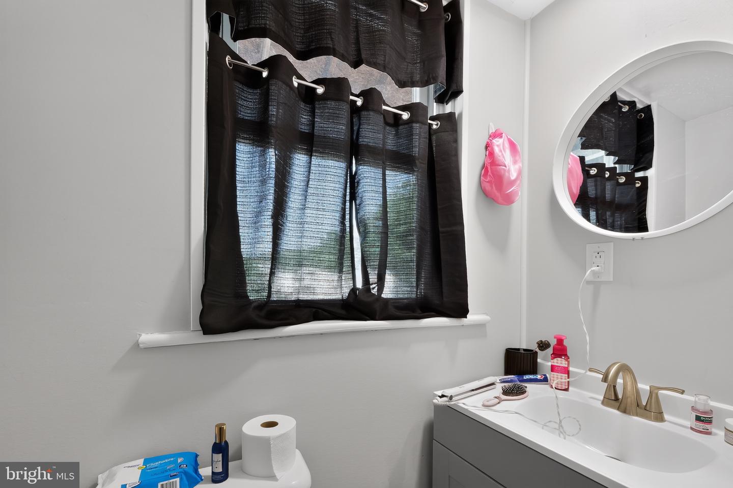 34 N Nescopec St Property Photo 43