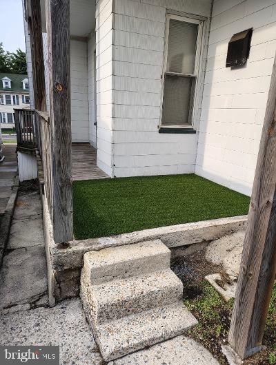 448 Broad St E #1 Property Photo 11