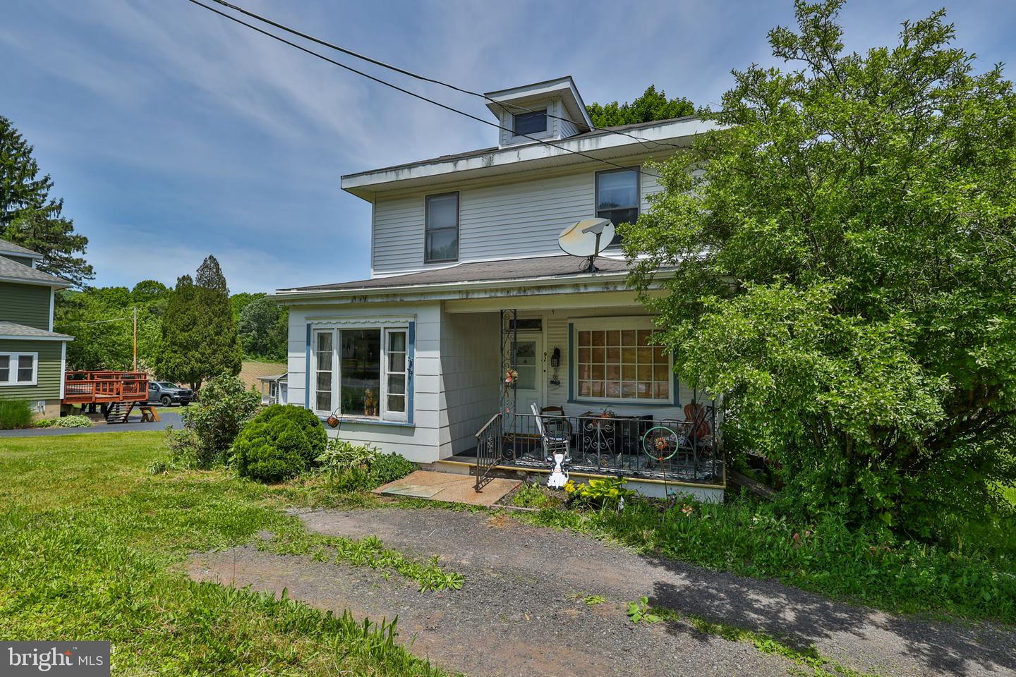 92 Grier Ave Property Photo 1
