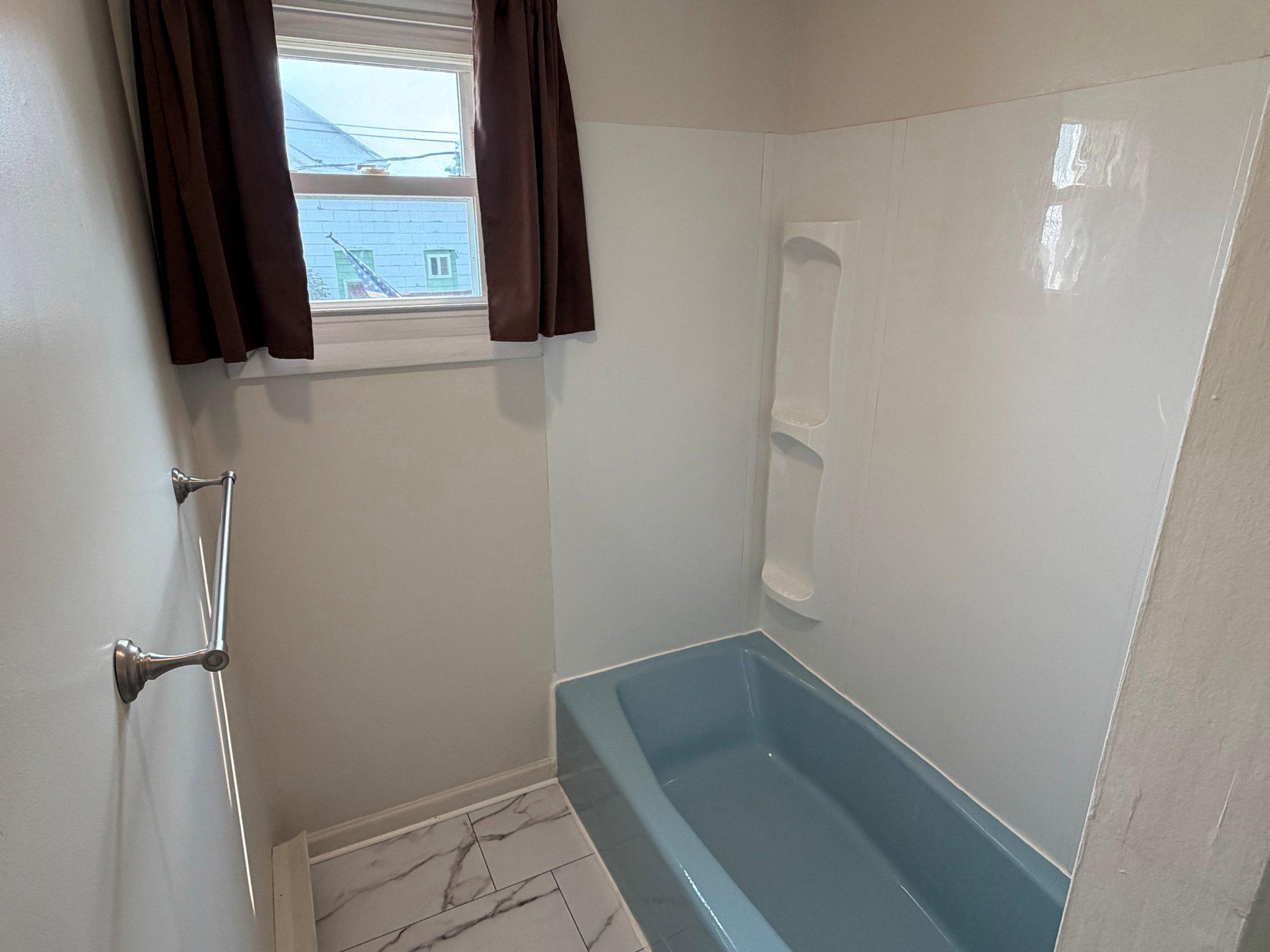 114 E Ruddle St Property Photo 13
