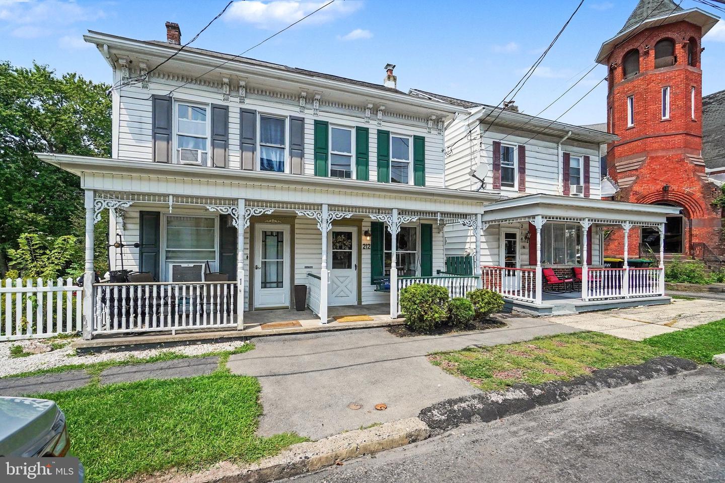 212 E Biddle St Property Photo 26
