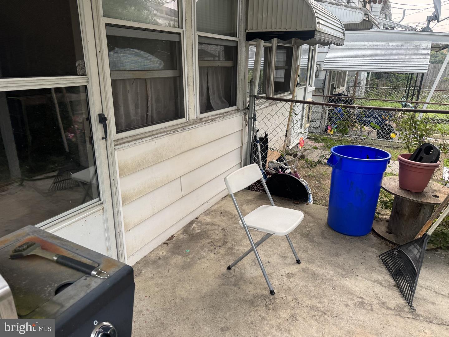 457 Carbon St Property Photo 11