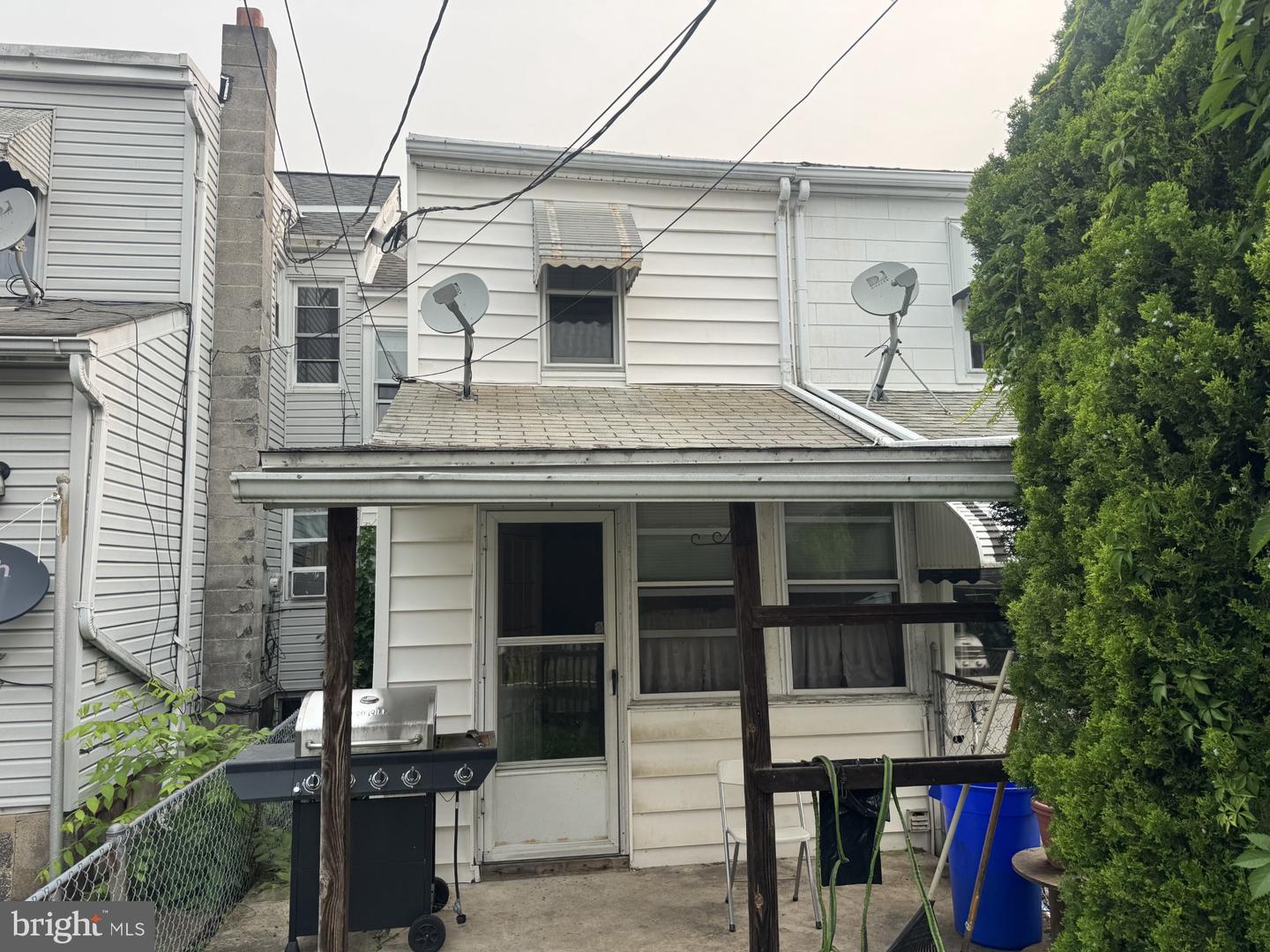 457 Carbon St Property Photo 12