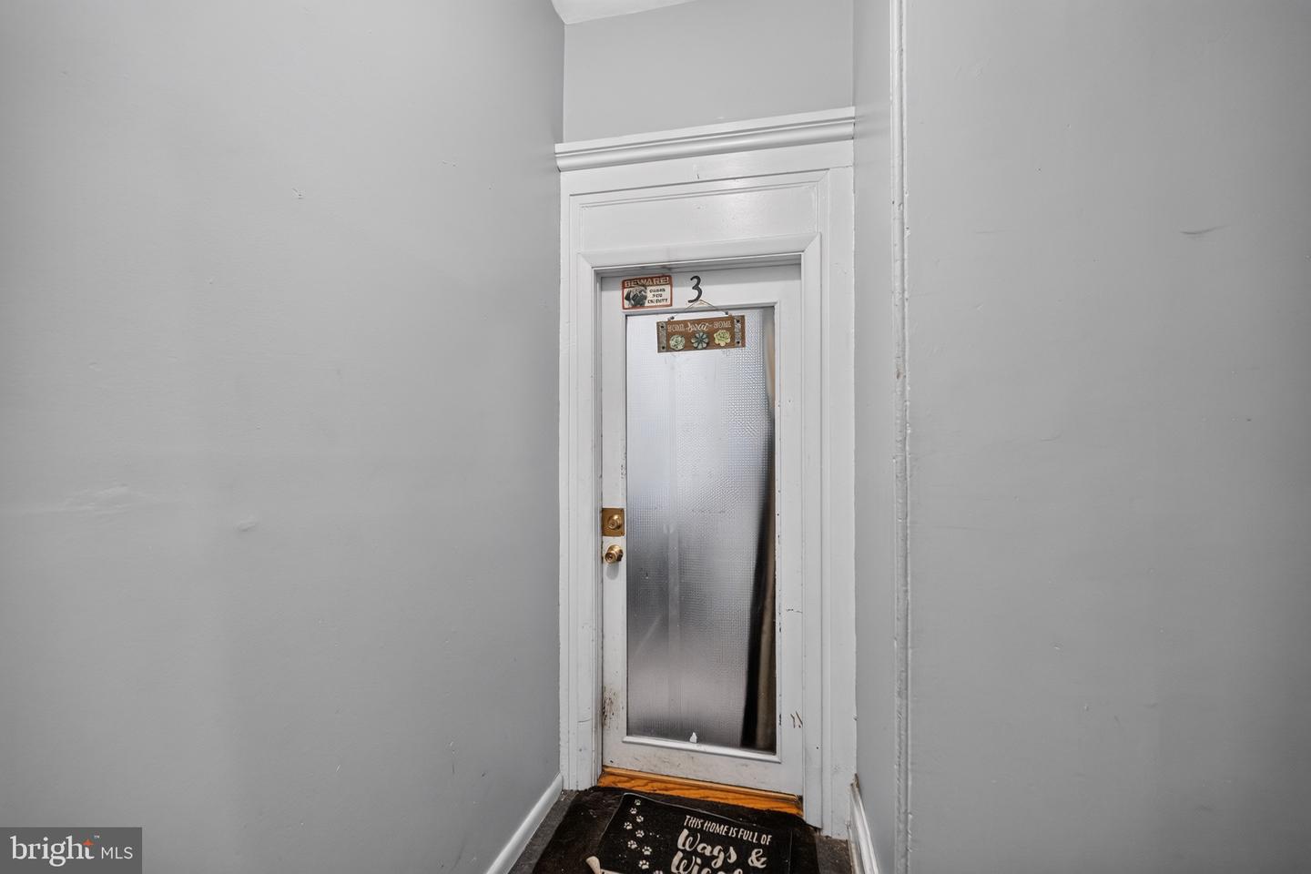 326 W Broad St Property Photo 19