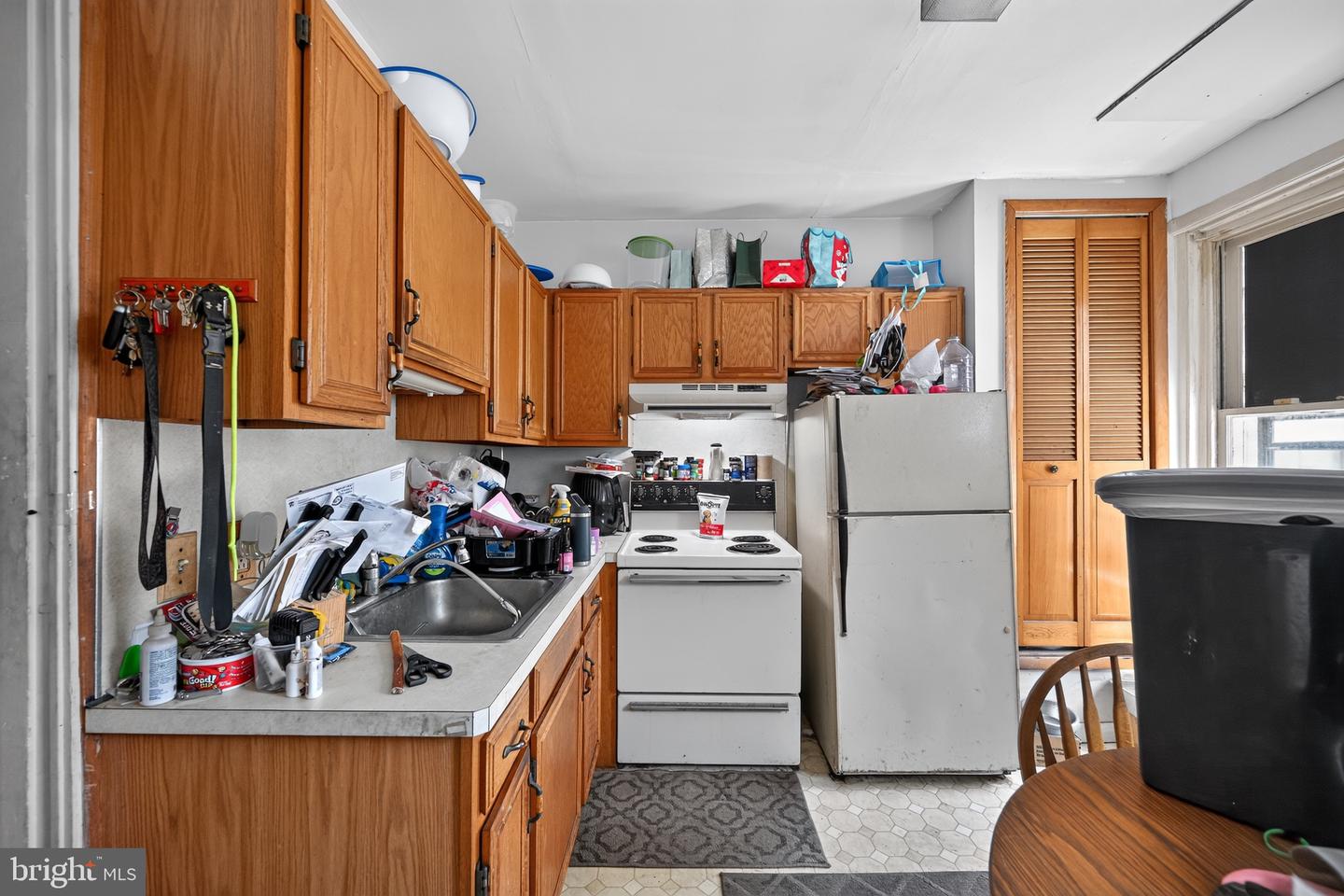 326 W Broad St Property Photo 32