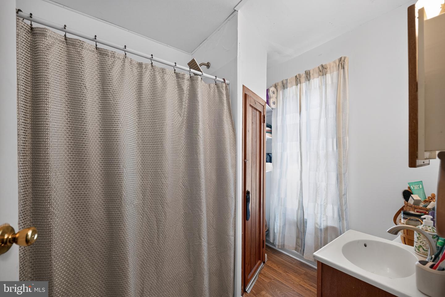 326 W Broad St Property Photo 53