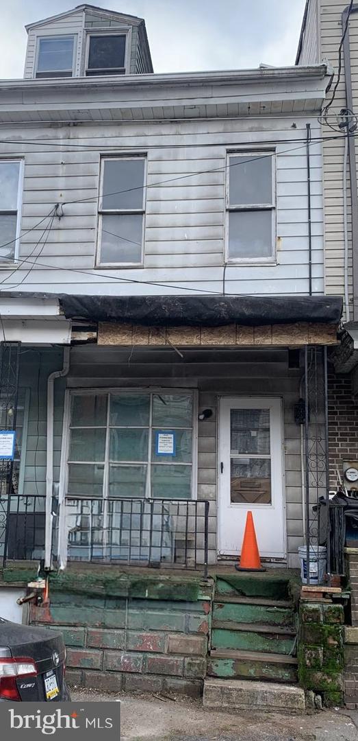 130 W Mahanoy St Property Photo 1