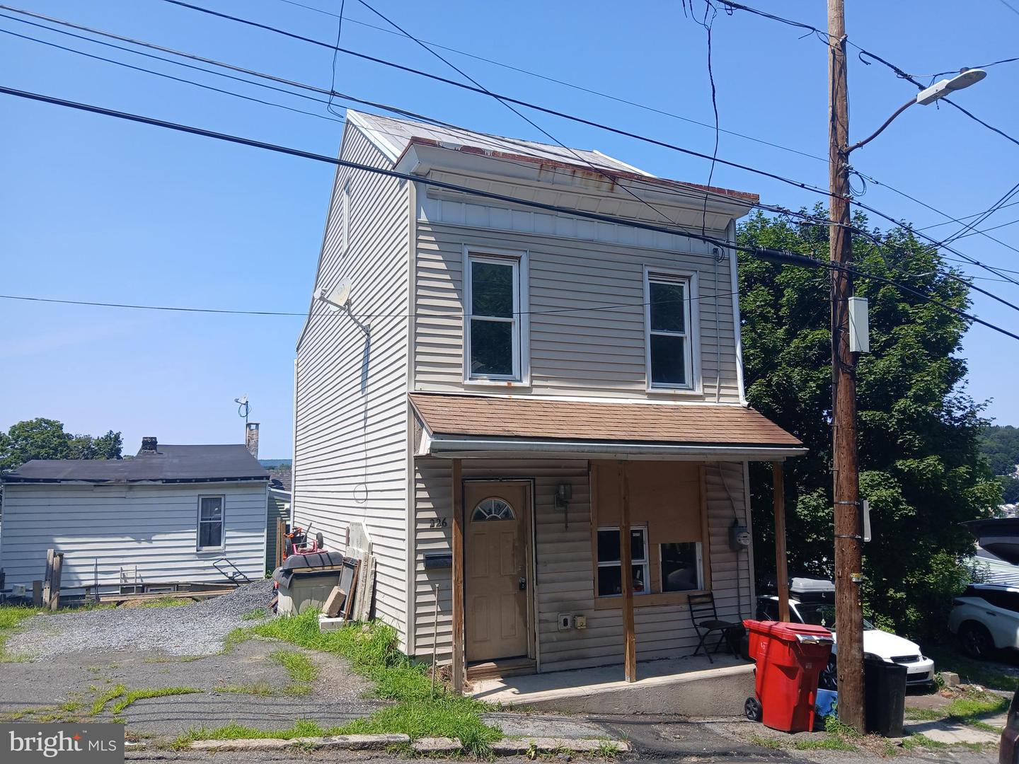 226 PIERCE ST Property Photo 1