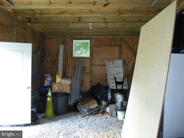 14 N Line St Property Photo 31
