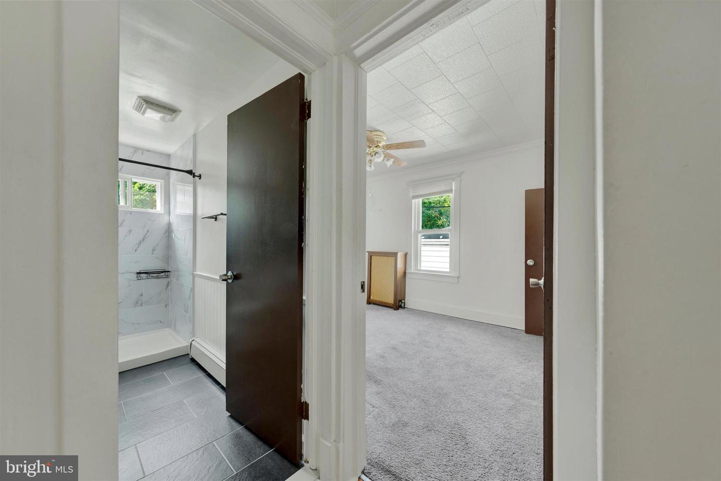2273 W Market St Property Photo 18