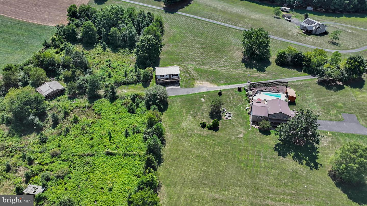 507& 505 Dad Burnhams Rd Property Photo 2