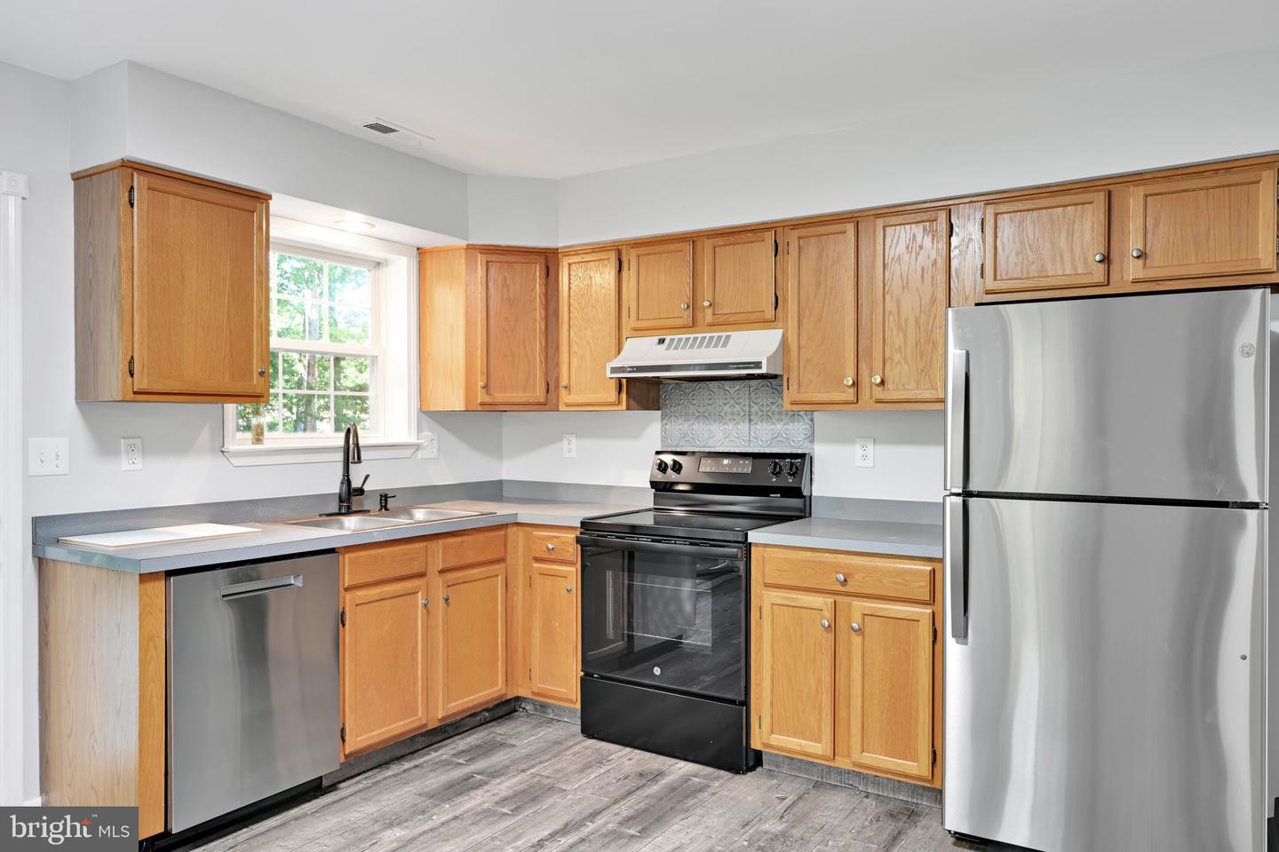 1800 Crazy Horse Dr Property Photo 11