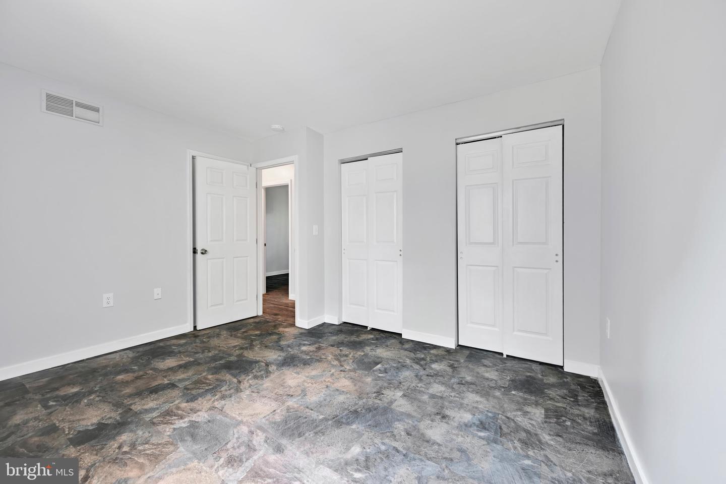 1800 Crazy Horse Dr Property Photo 23