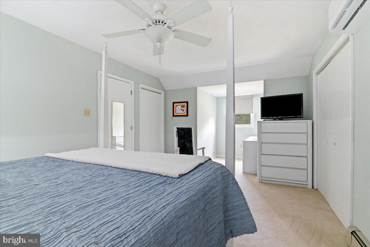 522 Green Ln Property Photo 46
