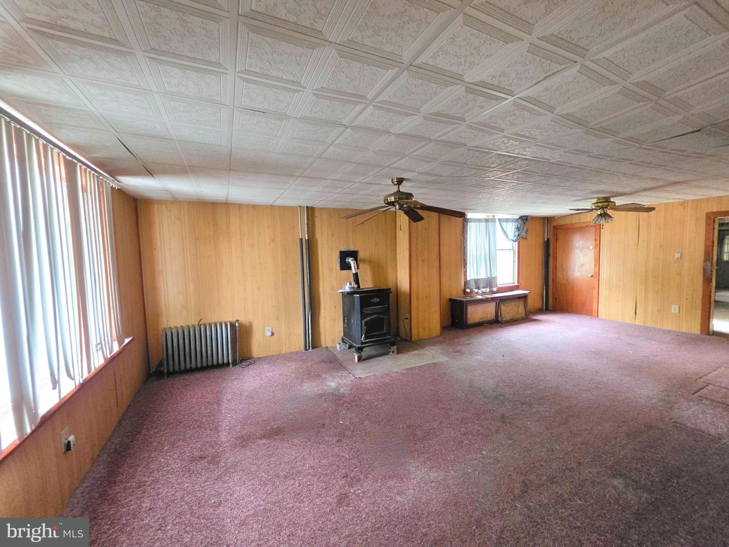 2 E Colliery Ave Property Photo 5