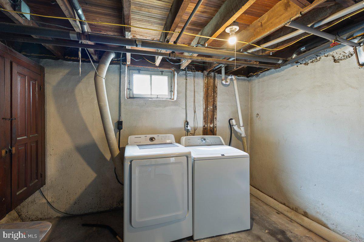 230 N 2nd St Property Photo 24