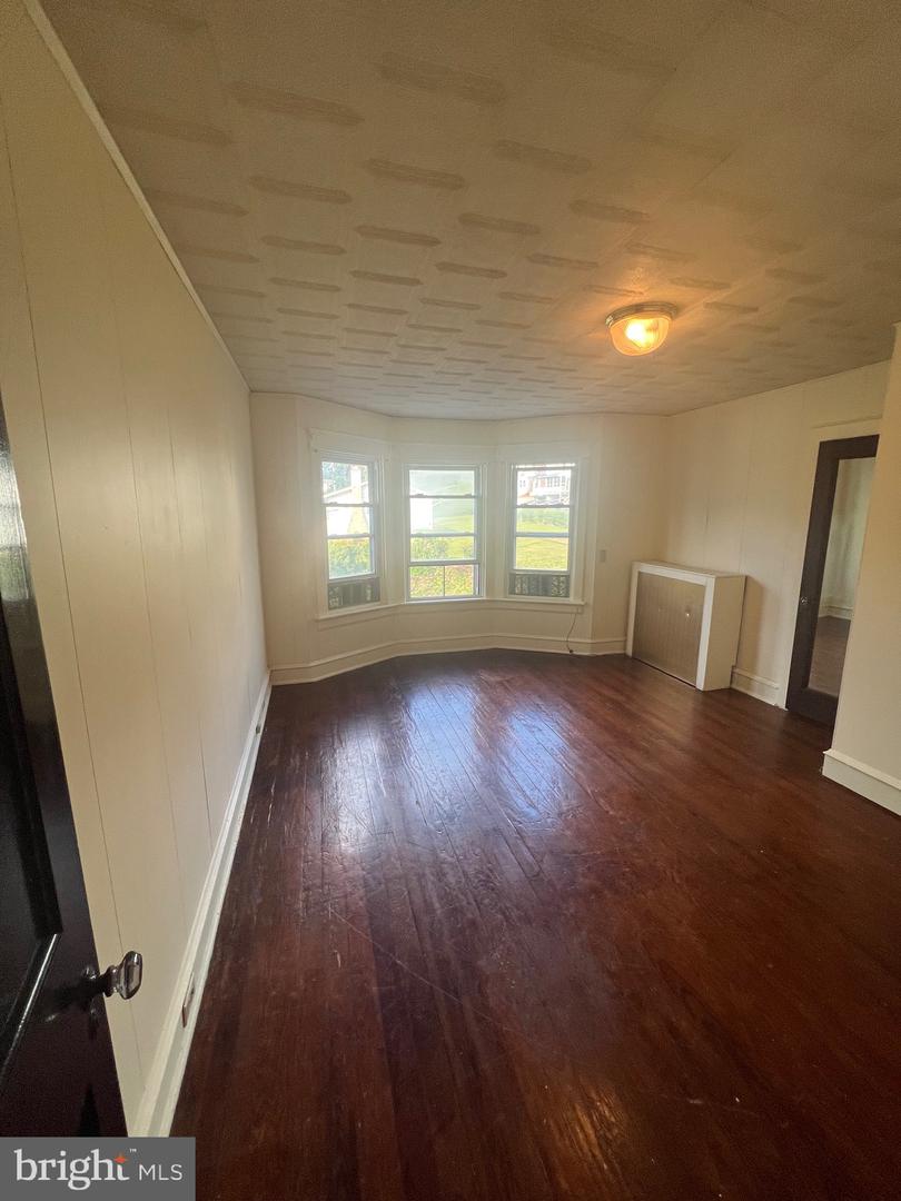 115 Queen St Property Photo 22