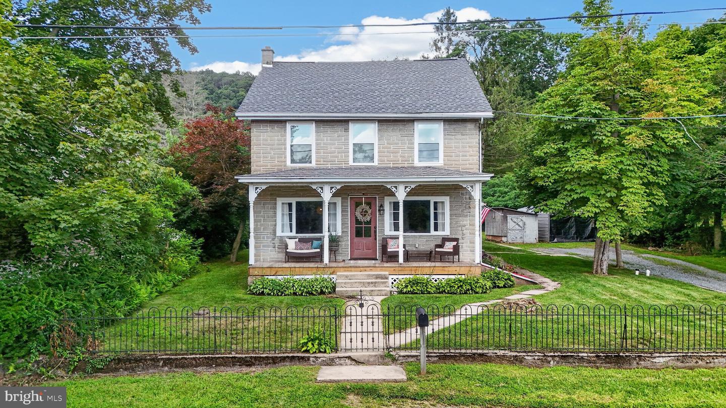 65 JONES ST