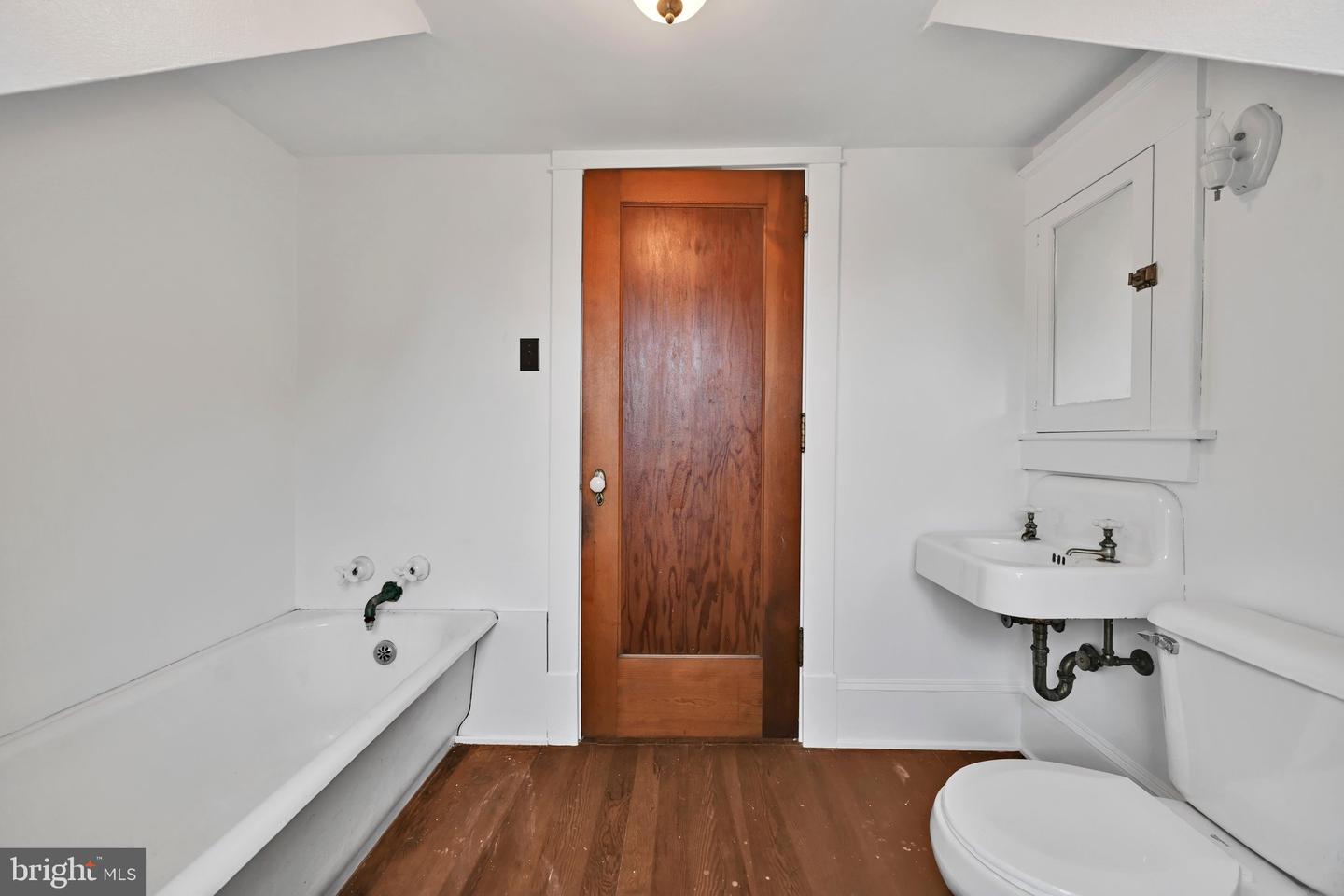 1805 Mahantongo St Property Photo 60