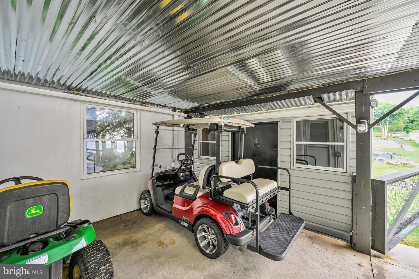 590 Wynonah Dr Property Photo 32