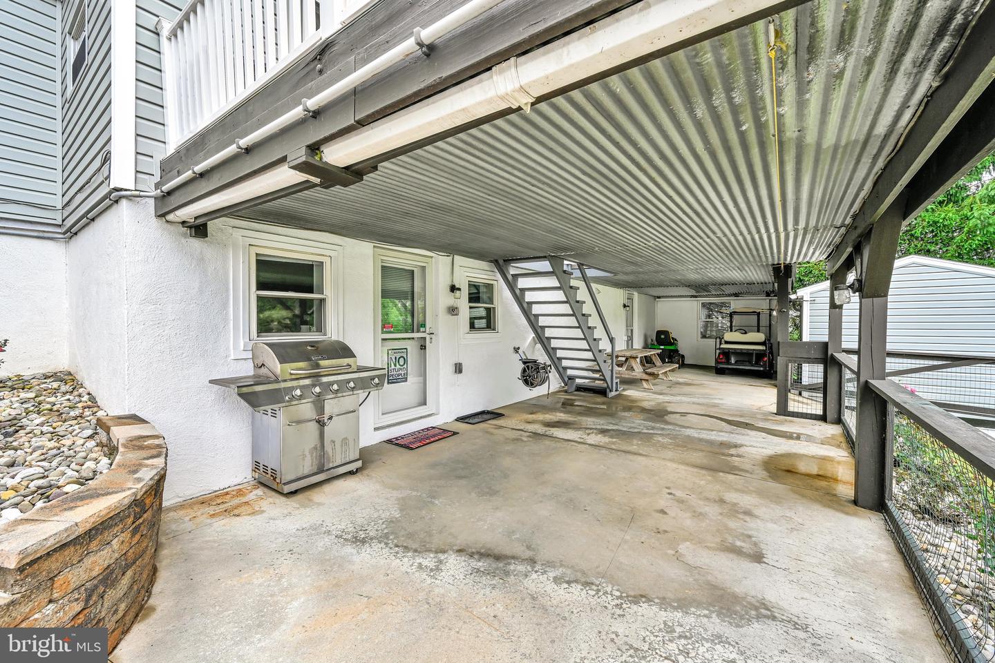 590 Wynonah Dr Property Photo 33