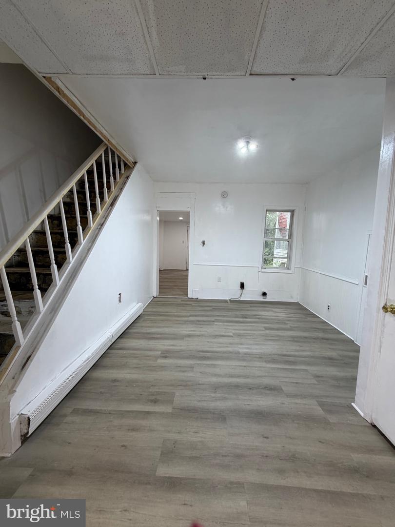 2422 W Water St Property Photo 5