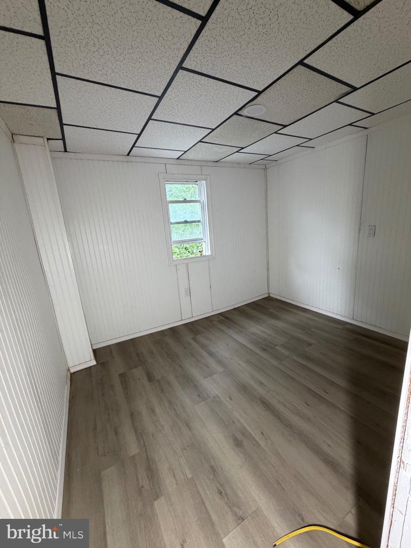 2422 W Water St Property Photo 9