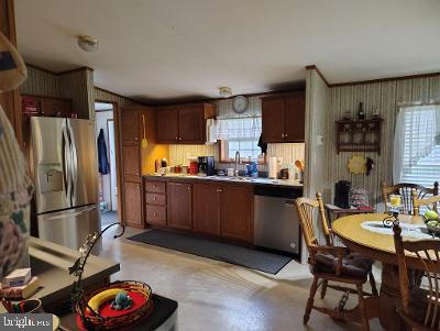 2-a A Genesis Blvd Property Photo 14