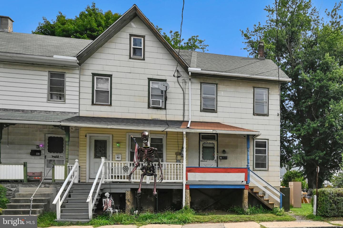 40 N Tulpehocken St Property Photo 1