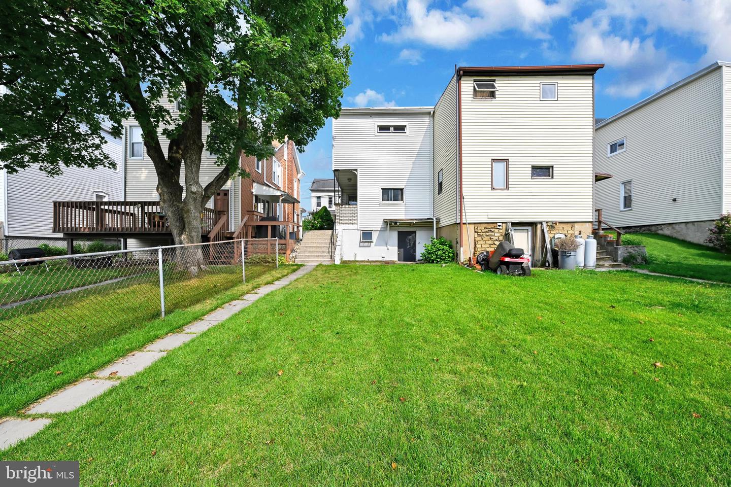 26 E Liberty St Property Photo 30