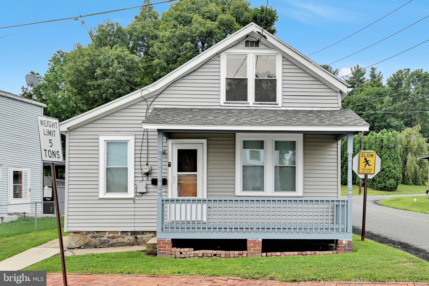 7 Graeff St Property Photo 1