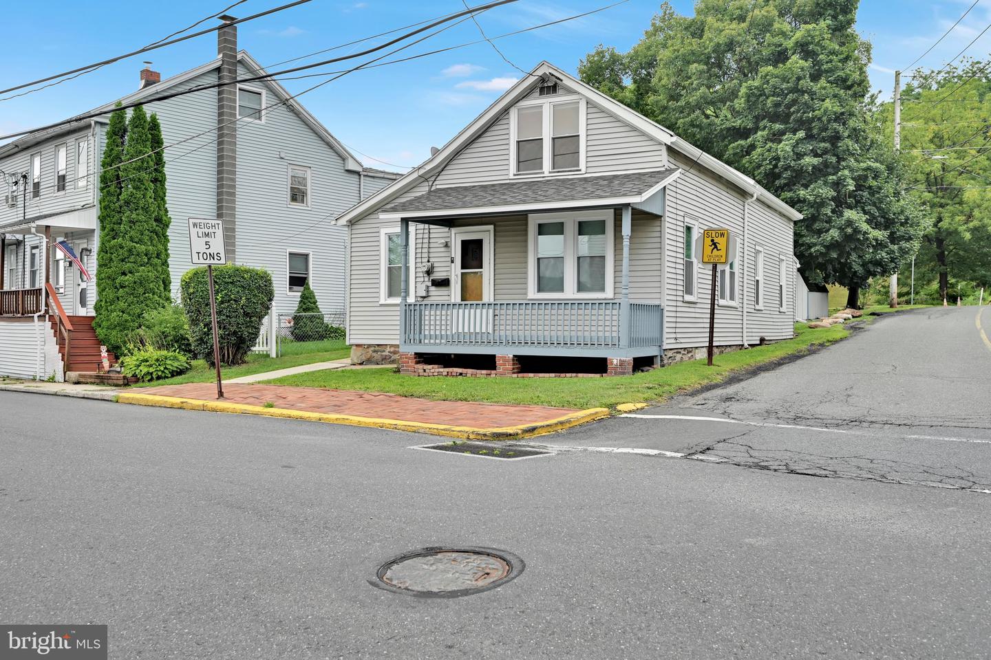7 Graeff St Property Photo 3