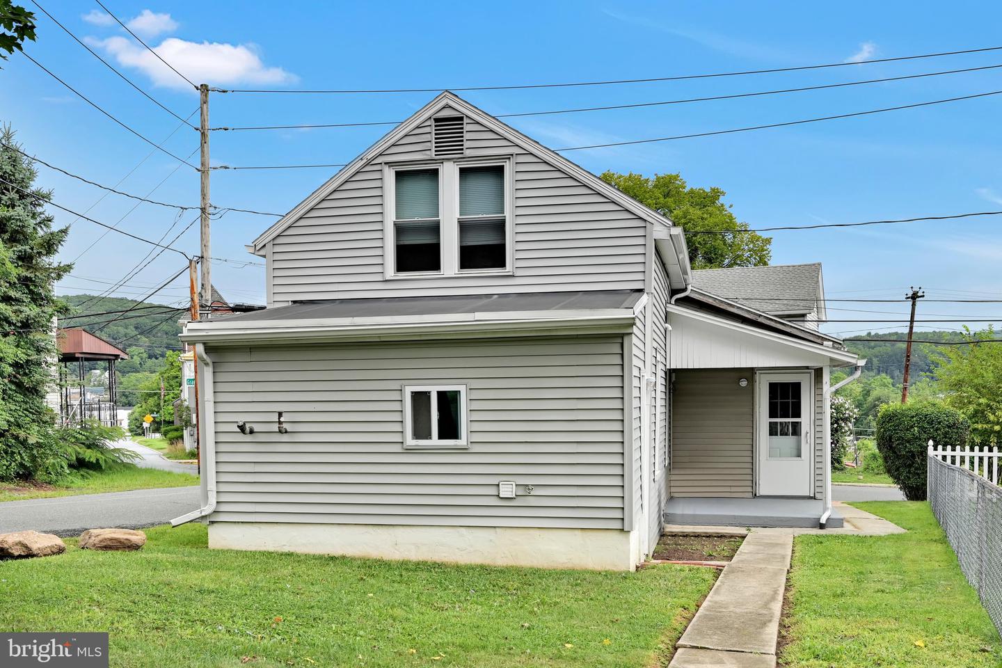 7 Graeff St Property Photo 30
