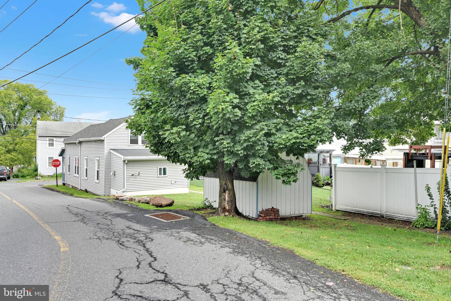 7 Graeff St Property Photo 31