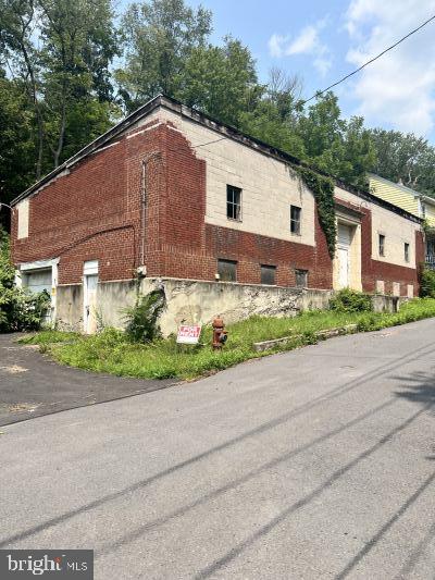 7 Mamies Ave Property Photo 1