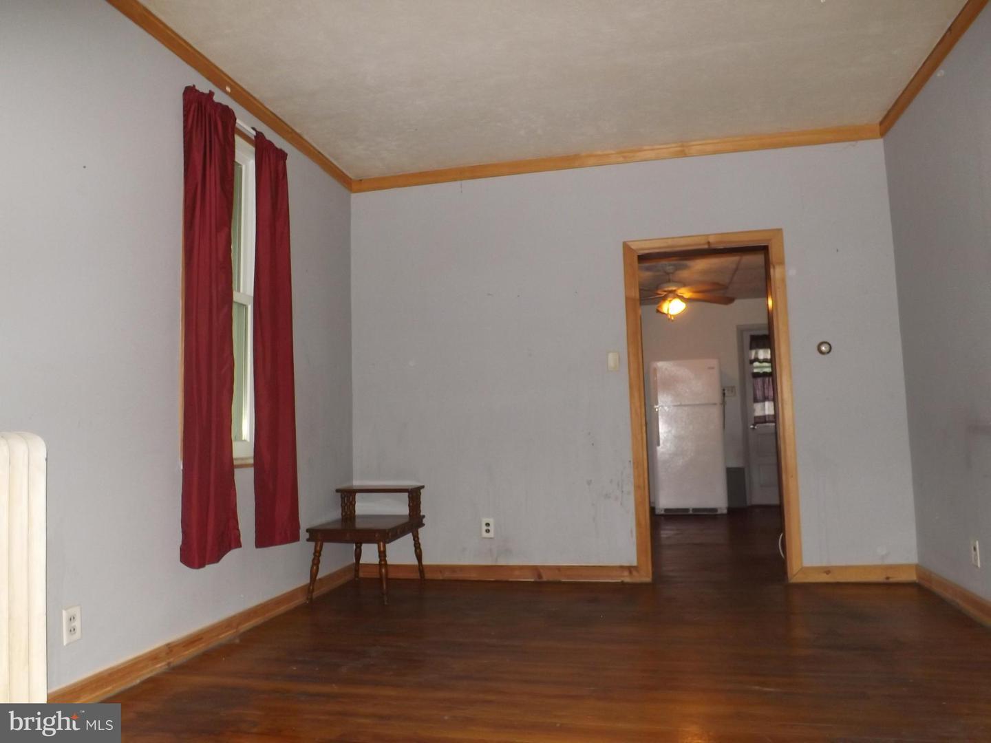 518 Laurel St Property Photo 15