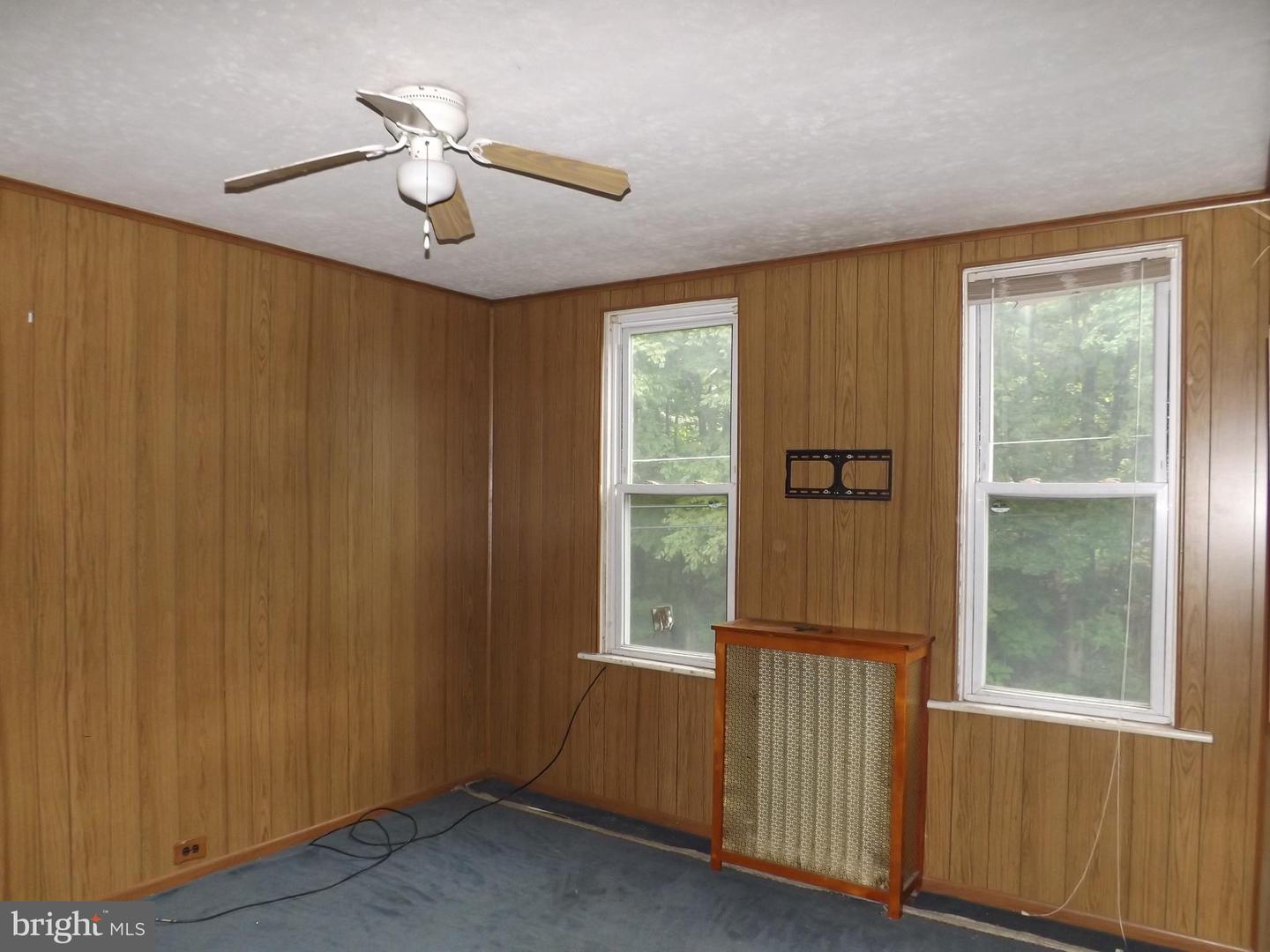 518 Laurel St Property Photo 18