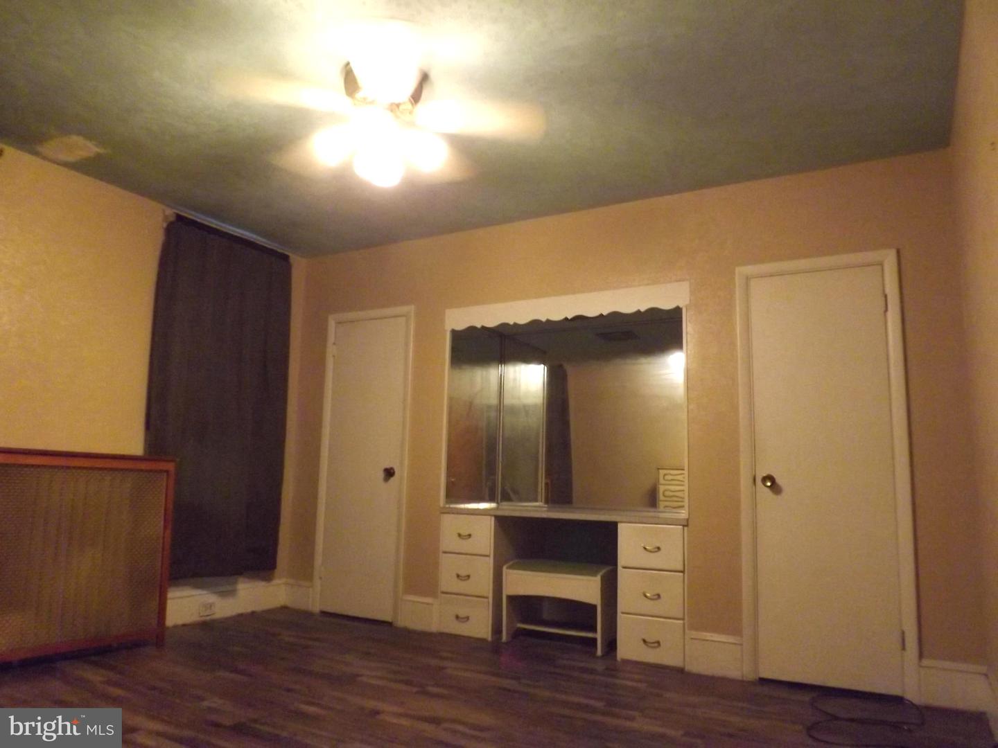 518 Laurel St Property Photo 21