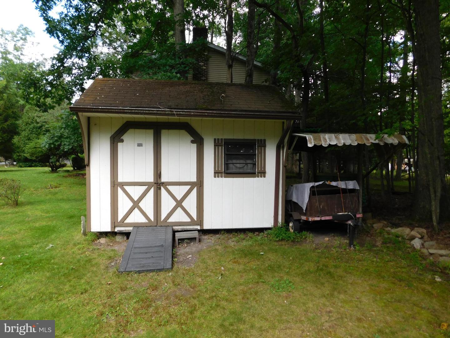 154 Lake Dr Property Photo 23