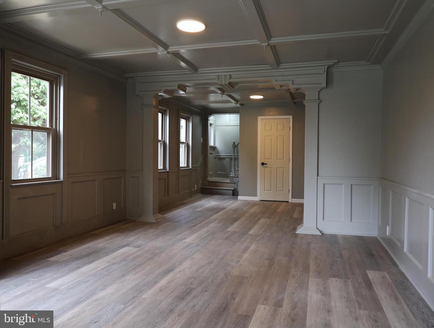 43 Main St Property Photo 2