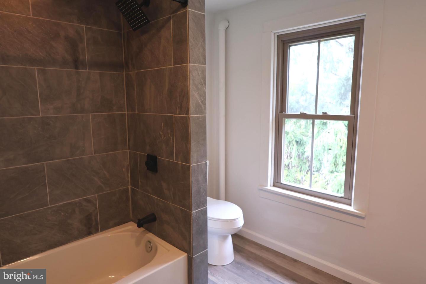 43 Main St Property Photo 16