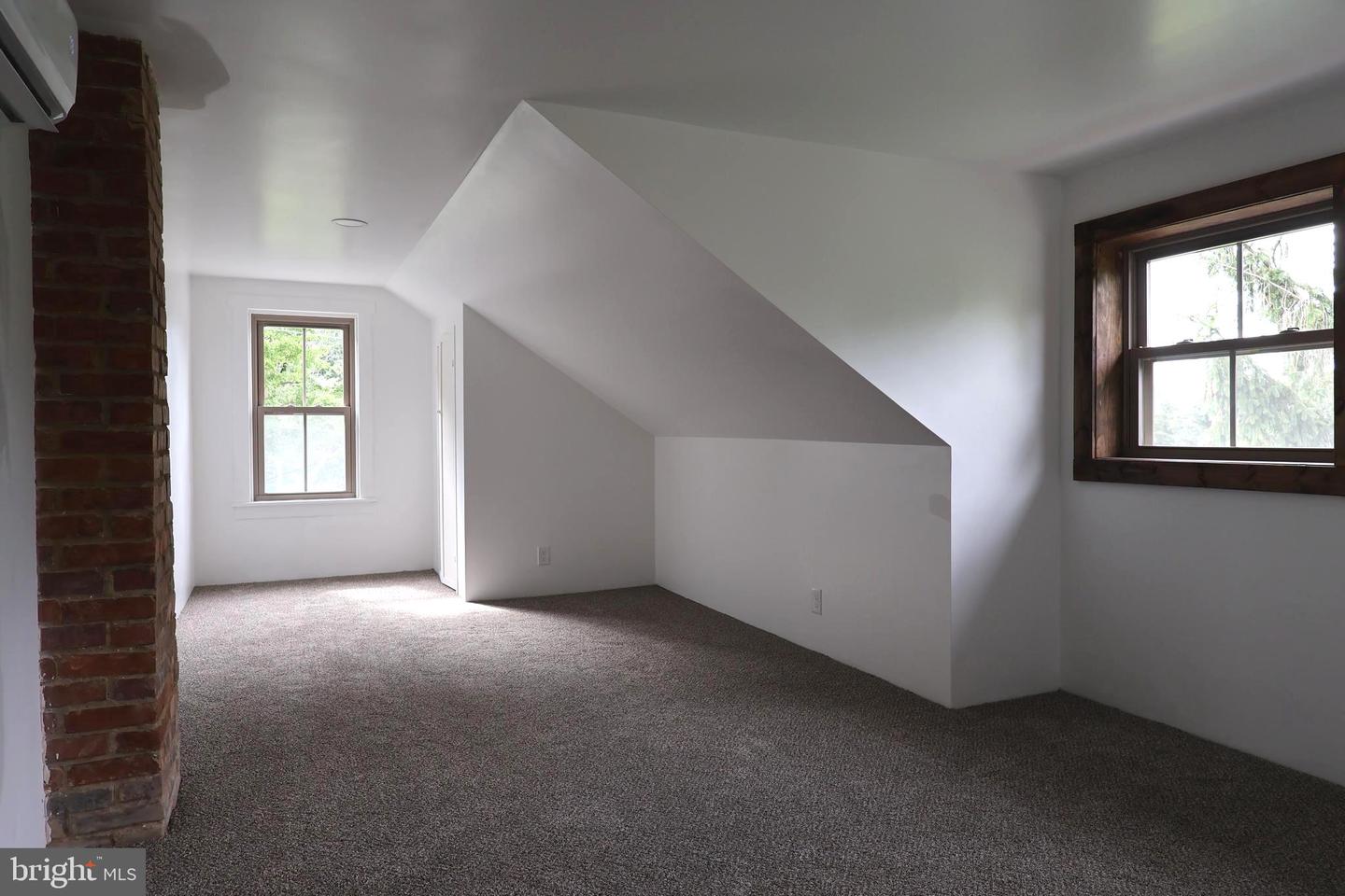 43 Main St Property Photo 24