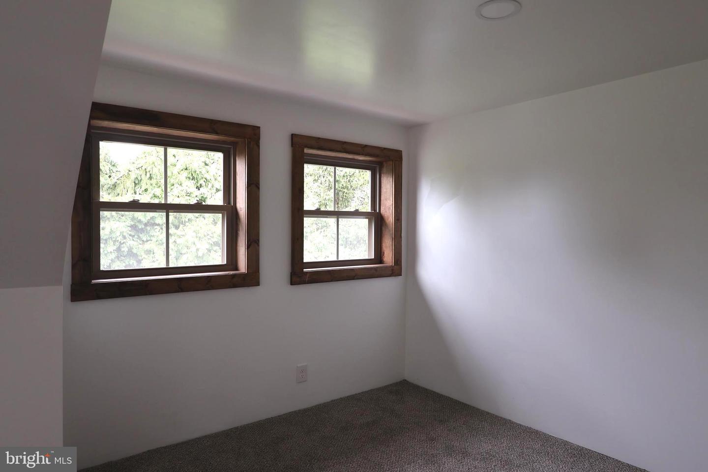 43 Main St Property Photo 26