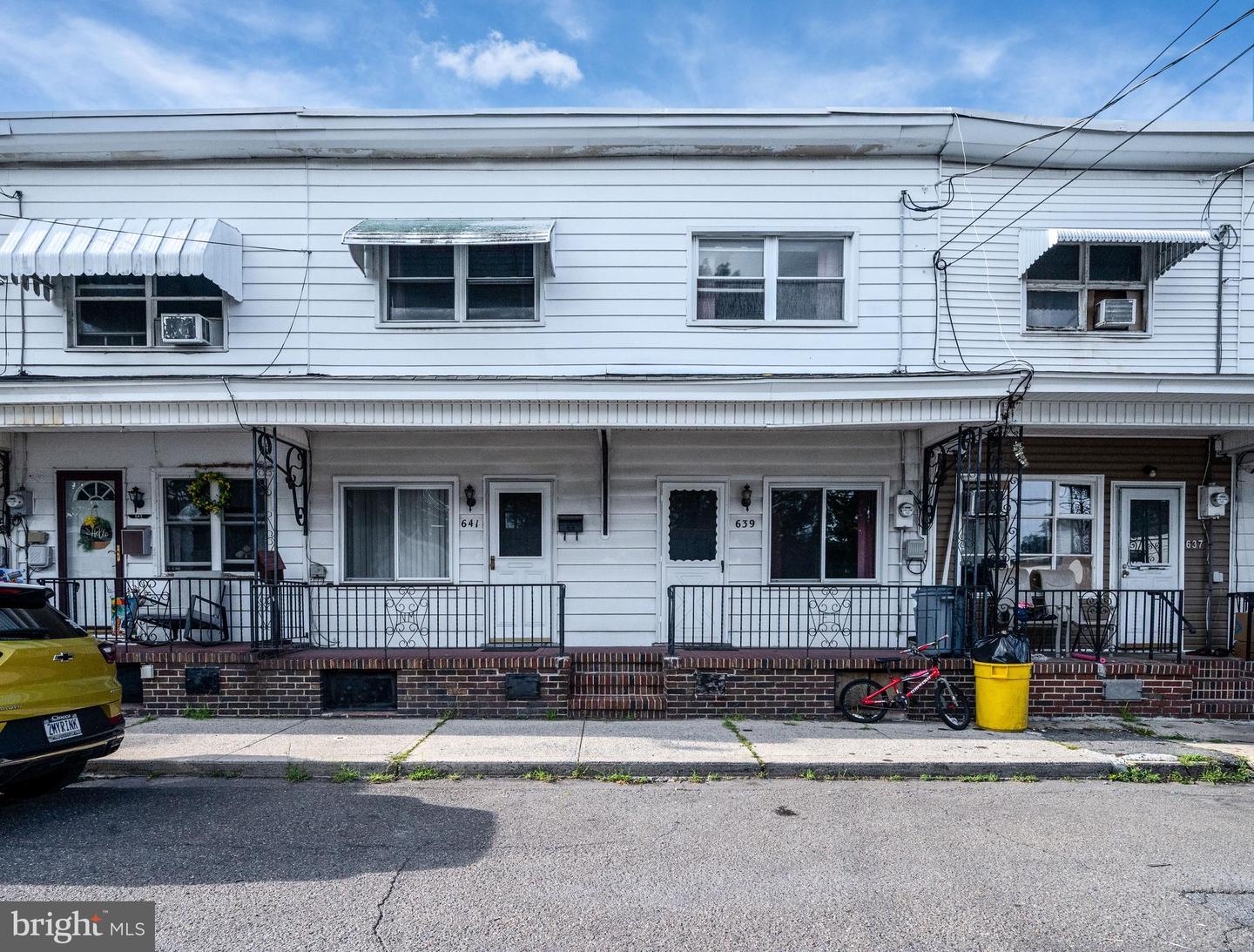 639-641 W COAL ST
