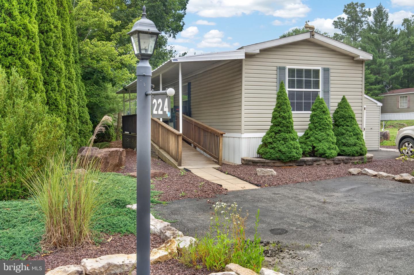 224 Hope Dr Property Photo 42